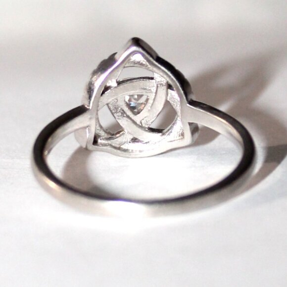 Sterling Silver Cubic Zirconia Celtic Knot Ring - Picture 4 of 7